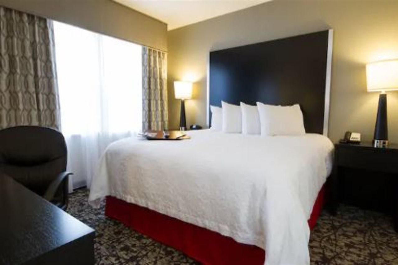Hampton Inn & Suites Dupont Dış mekan fotoğraf