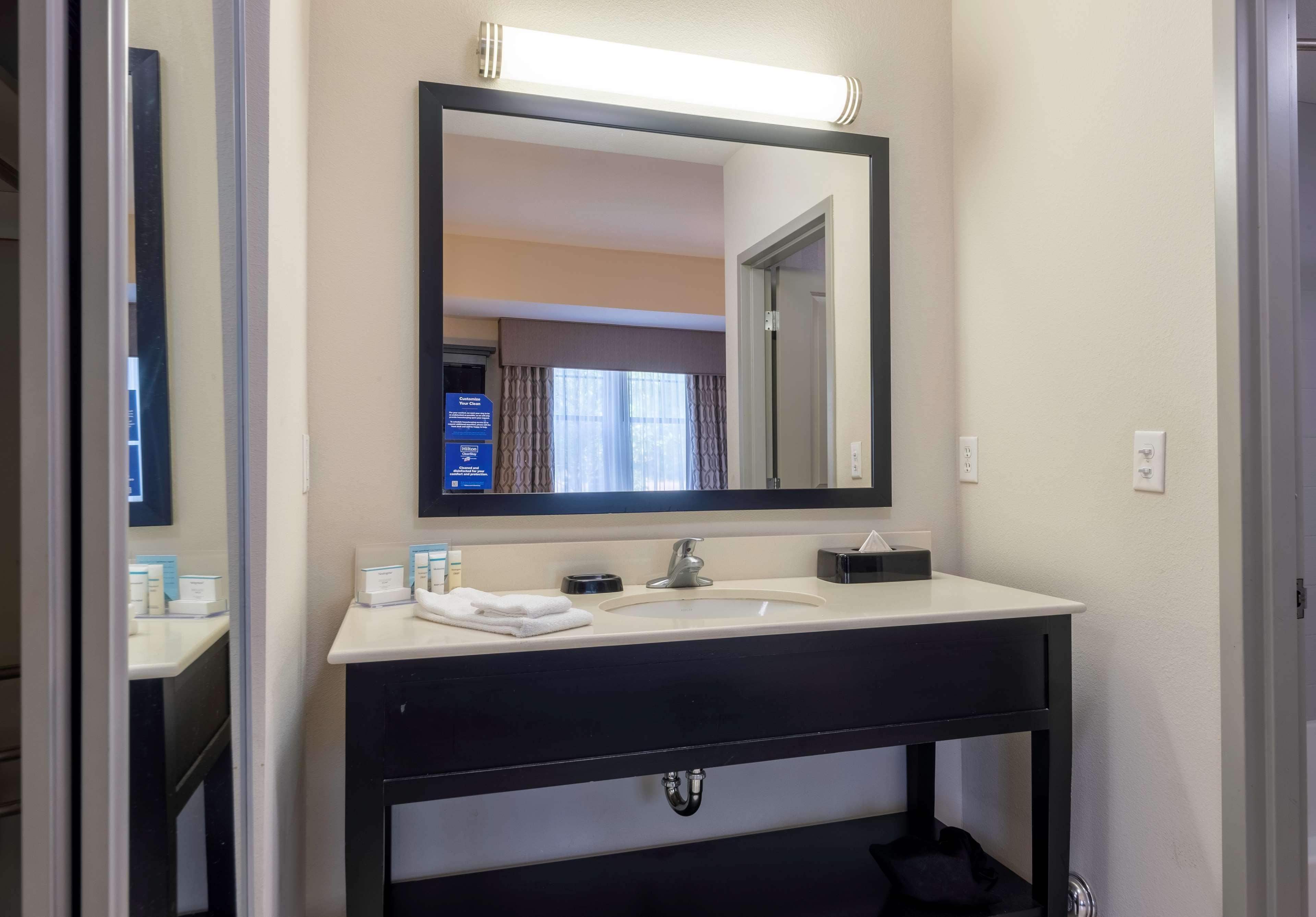 Hampton Inn & Suites Dupont Dış mekan fotoğraf